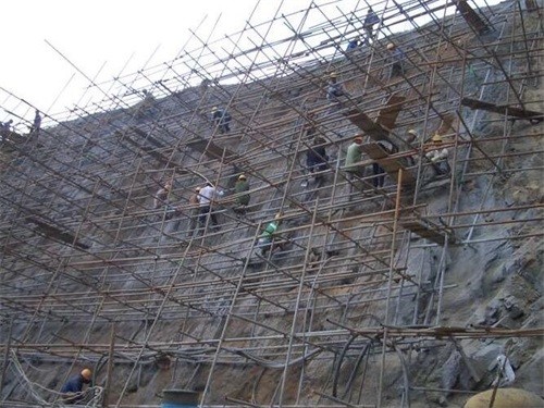 班玛公路桩基检测